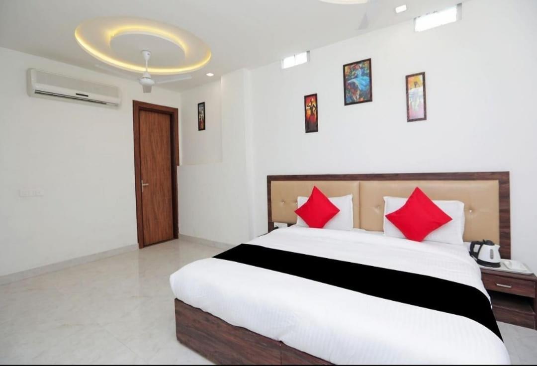 Shriansh Hotel